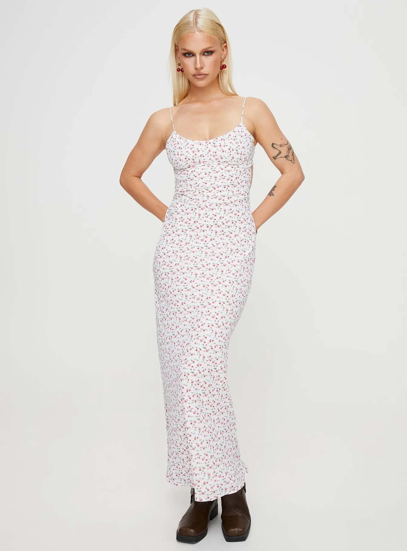 Long Night White Red Floral Maxi Dress