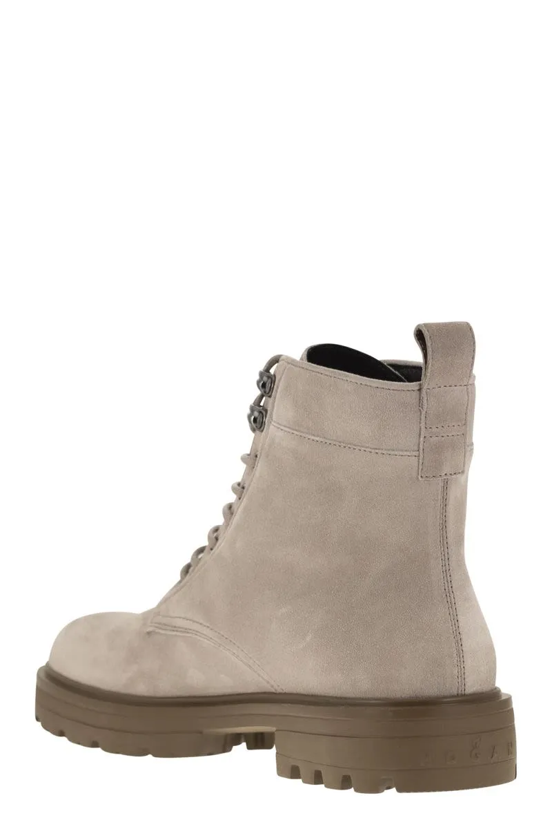 Hogan Contemporary Urban Suede Boots - 5 cm Shaft