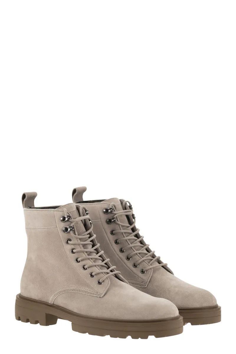 Hogan Contemporary Urban Suede Boots - 5 cm Shaft