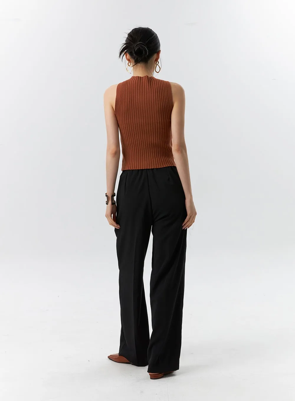 IL326 Halter Neck Ribbed Top