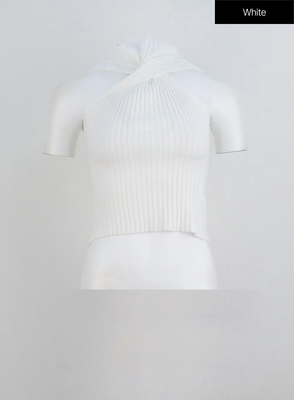 IL326 Halter Neck Ribbed Top