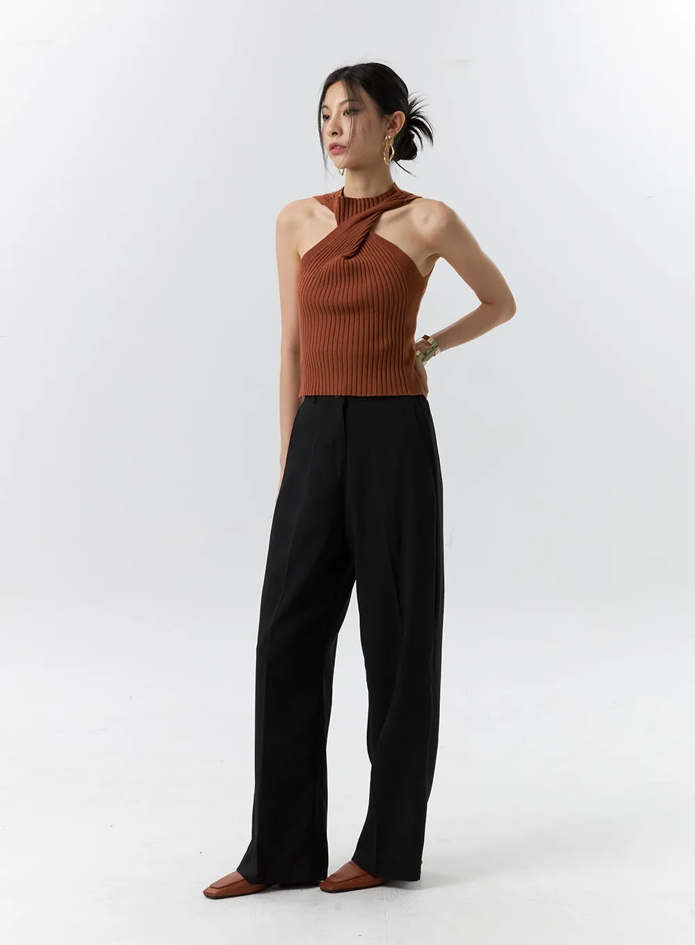 IL326 Halter Neck Ribbed Top