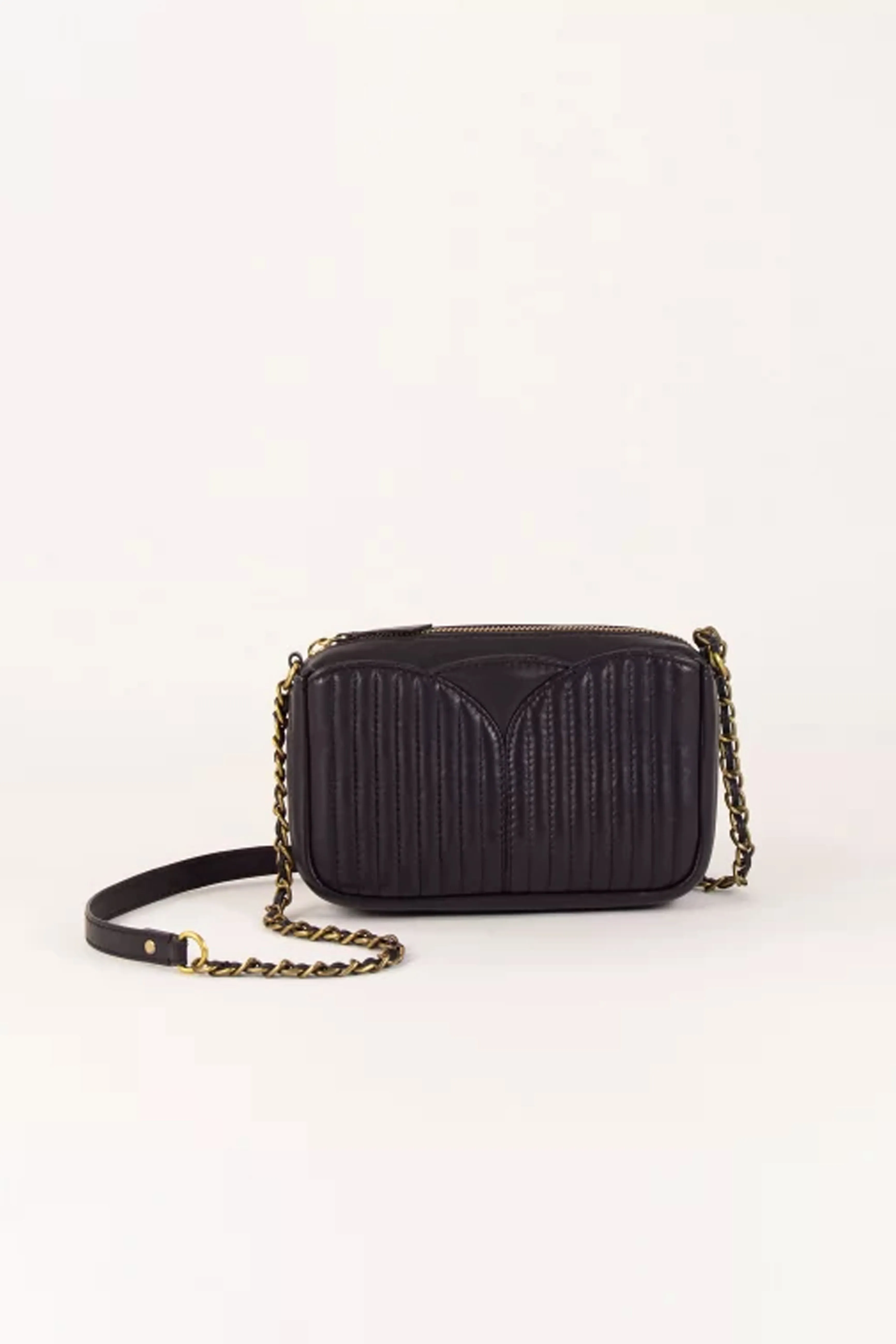 Black Small Quilted Divinou Bag