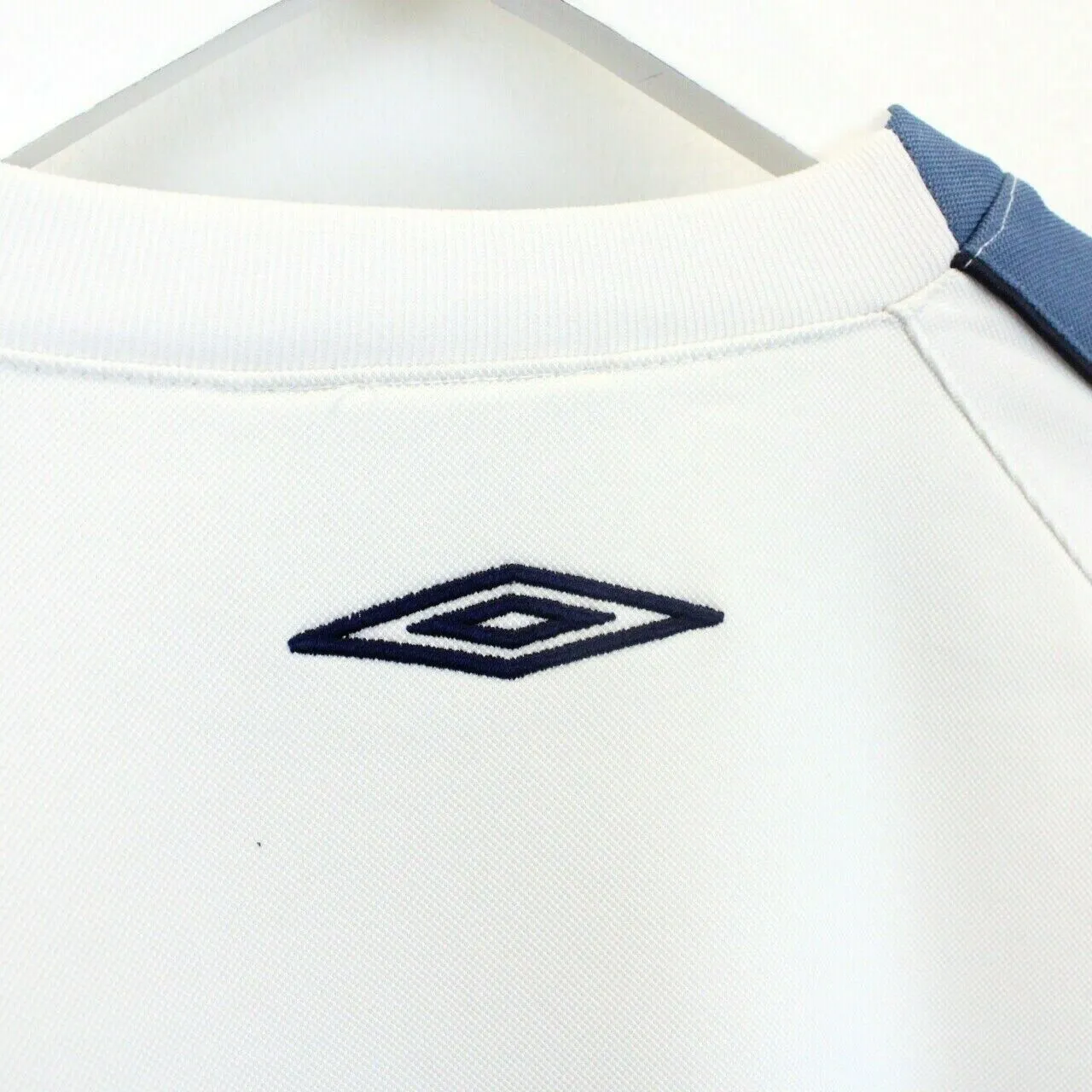 UMBRO 00s Sweatshirt White | Medium