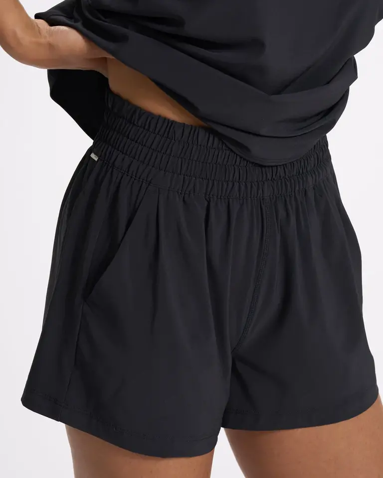 Villa Short